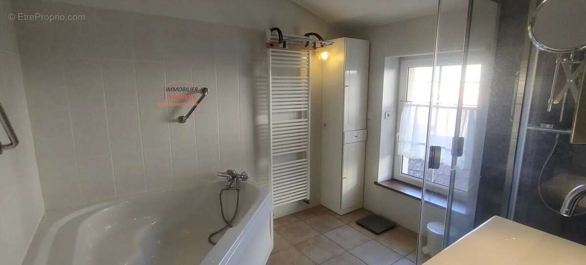 Maison à LA CLAYETTE