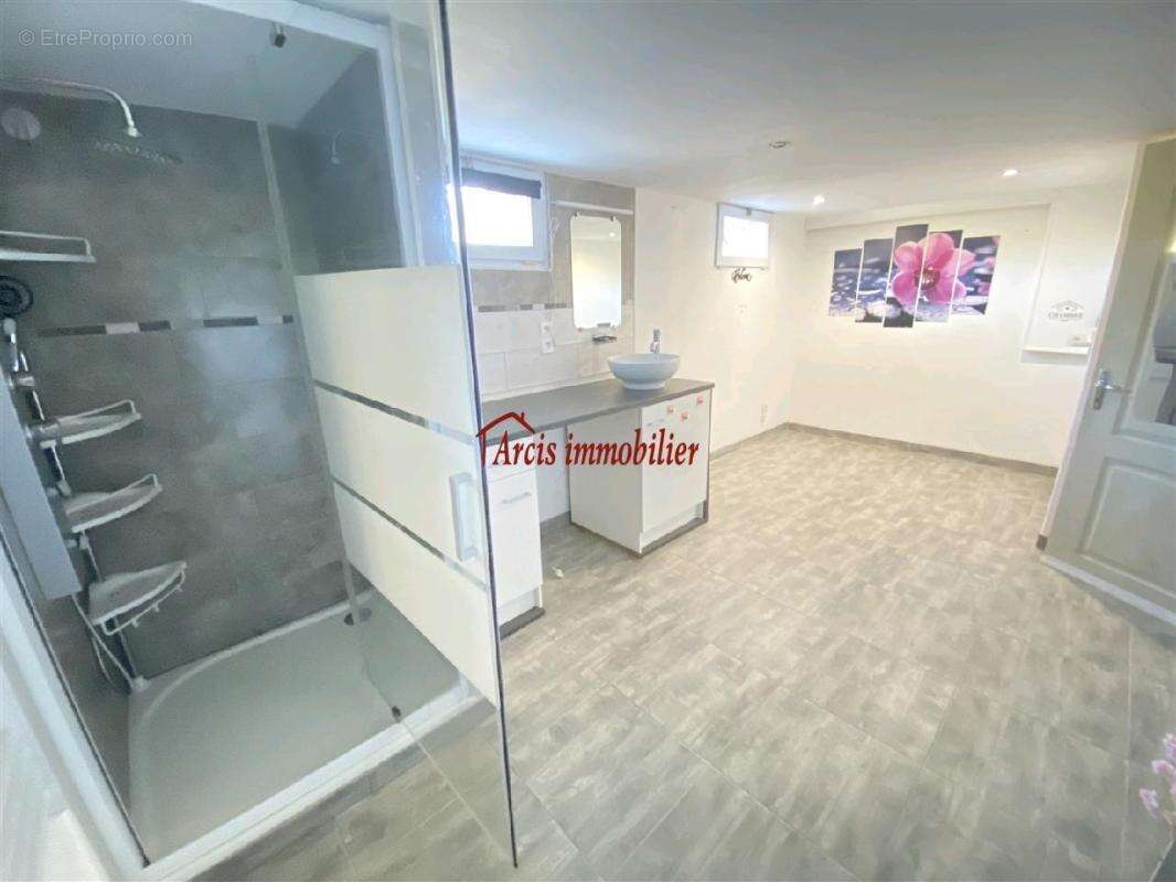 Maison à MAILLY-LE-CAMP