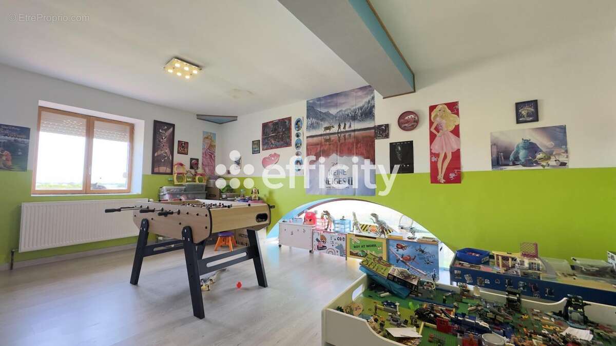 Maison à REVEL-TOURDAN