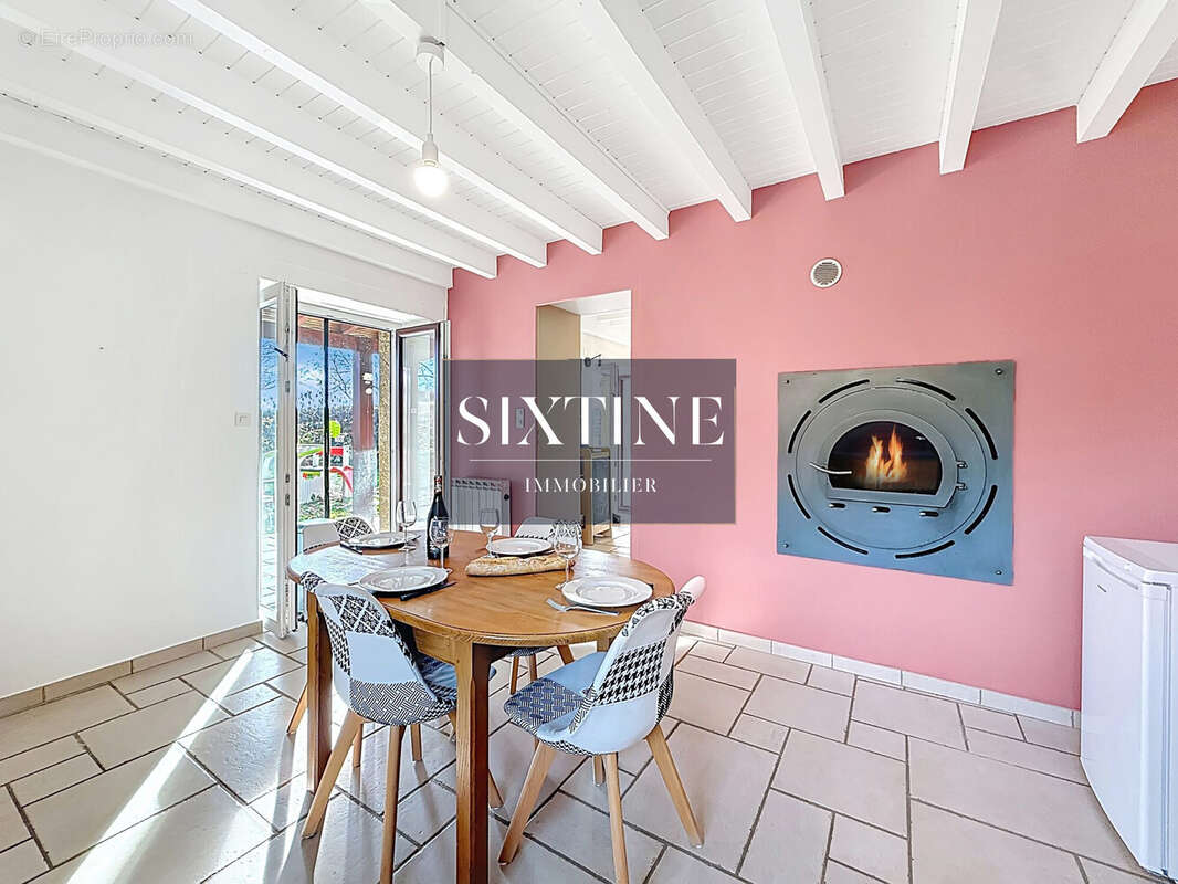 Maison à VILLE-SOUS-ANJOU