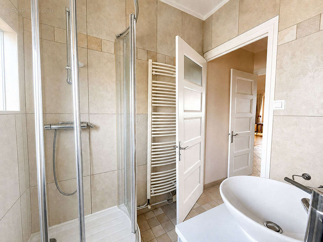Appartement à LYON-7E