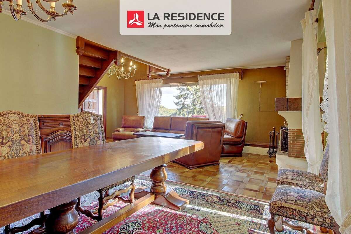 Maison à SAINT-OUEN-DU-TILLEUL