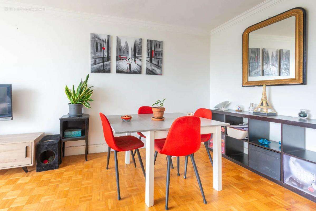 Appartement à COLOMBES