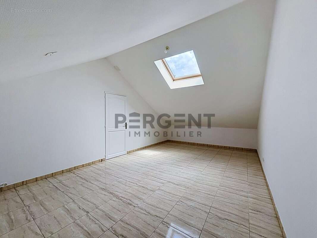 Maison 164 m² à Villers-Semeuse  - photo 9
