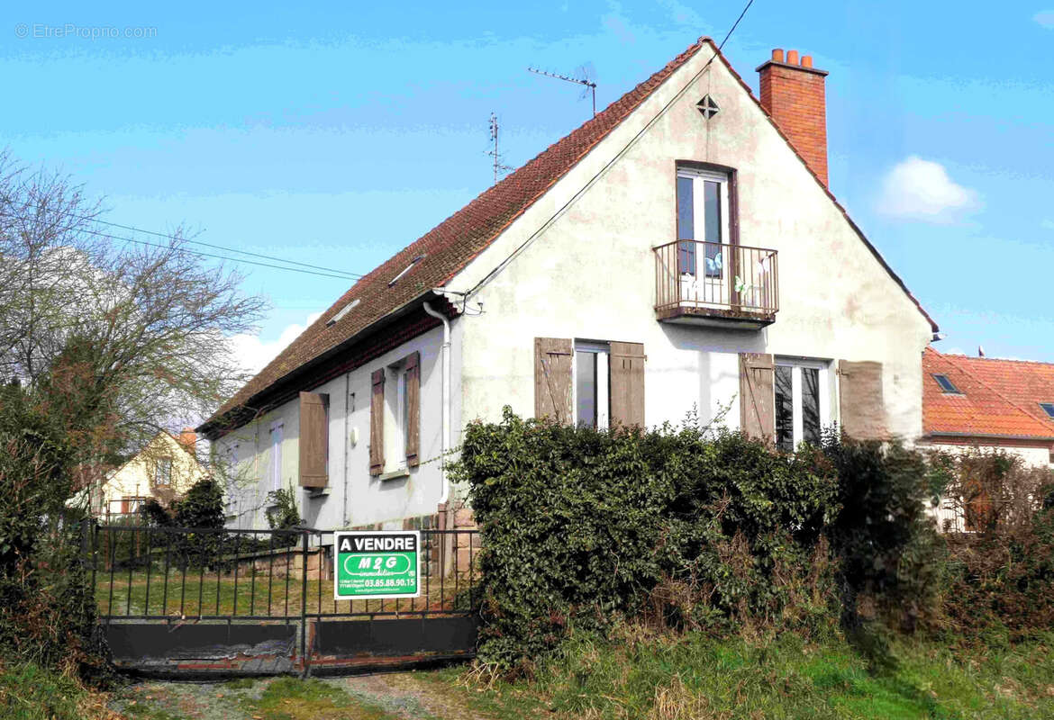 Maison à BOURBON-LANCY