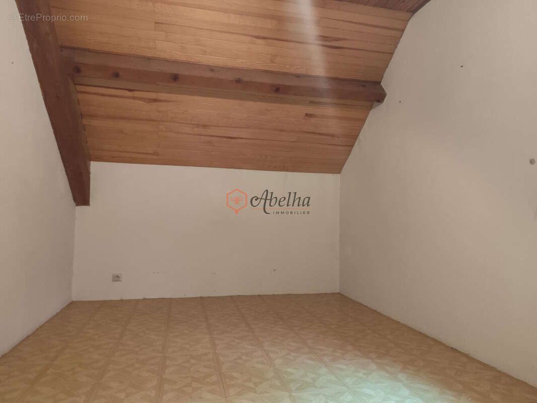 Maison à LA CHAPELLE-EN-VALGAUDEMAR