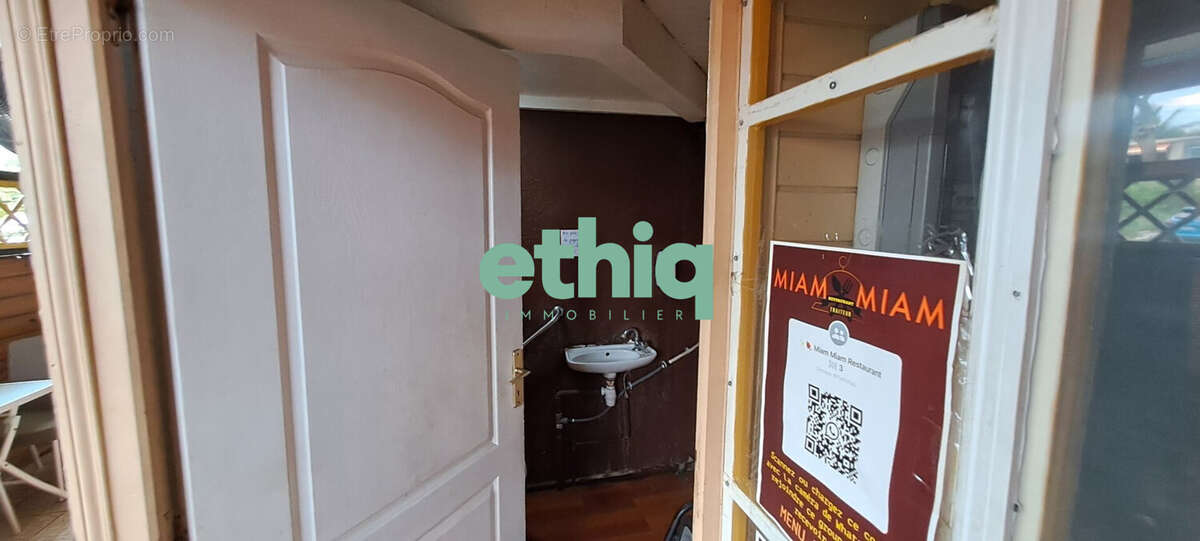 Commerce à CAPESTERRE-BELLE-EAU