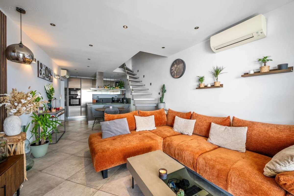 Appartement à CAP-D'AIL