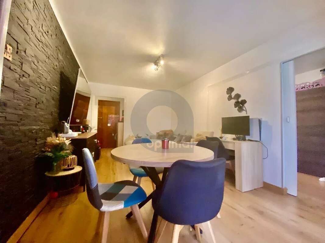 Appartement à ROQUEBRUNE-CAP-MARTIN
