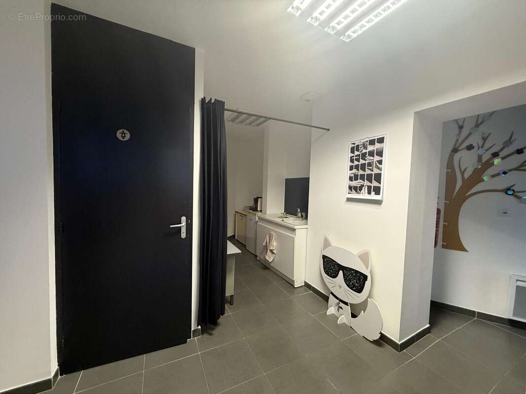 Photo 8 - Commerce à ANGERS