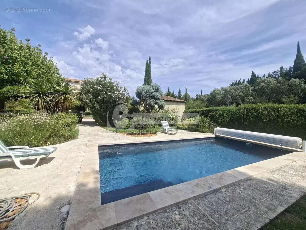 Fontvieille - maison familiale en campagne avec jardin paysagé et piscine - photo 7