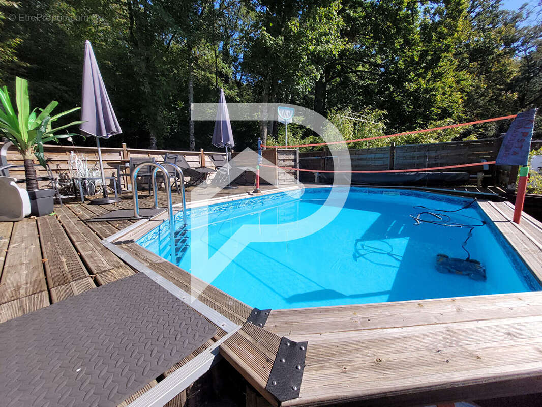 Maison à NEUILLY-SUR-SUIZE