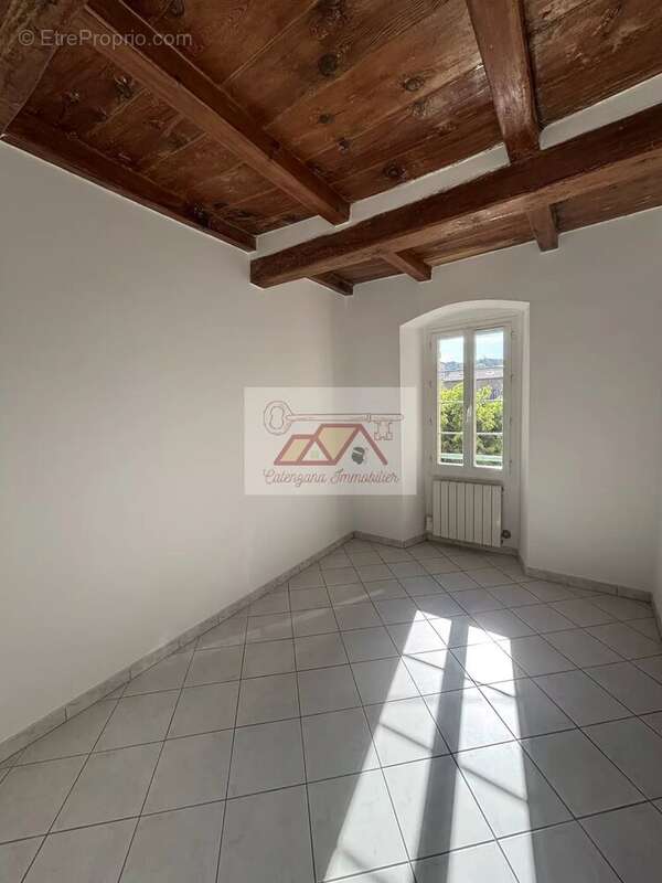 Appartement à L'ILE-ROUSSE