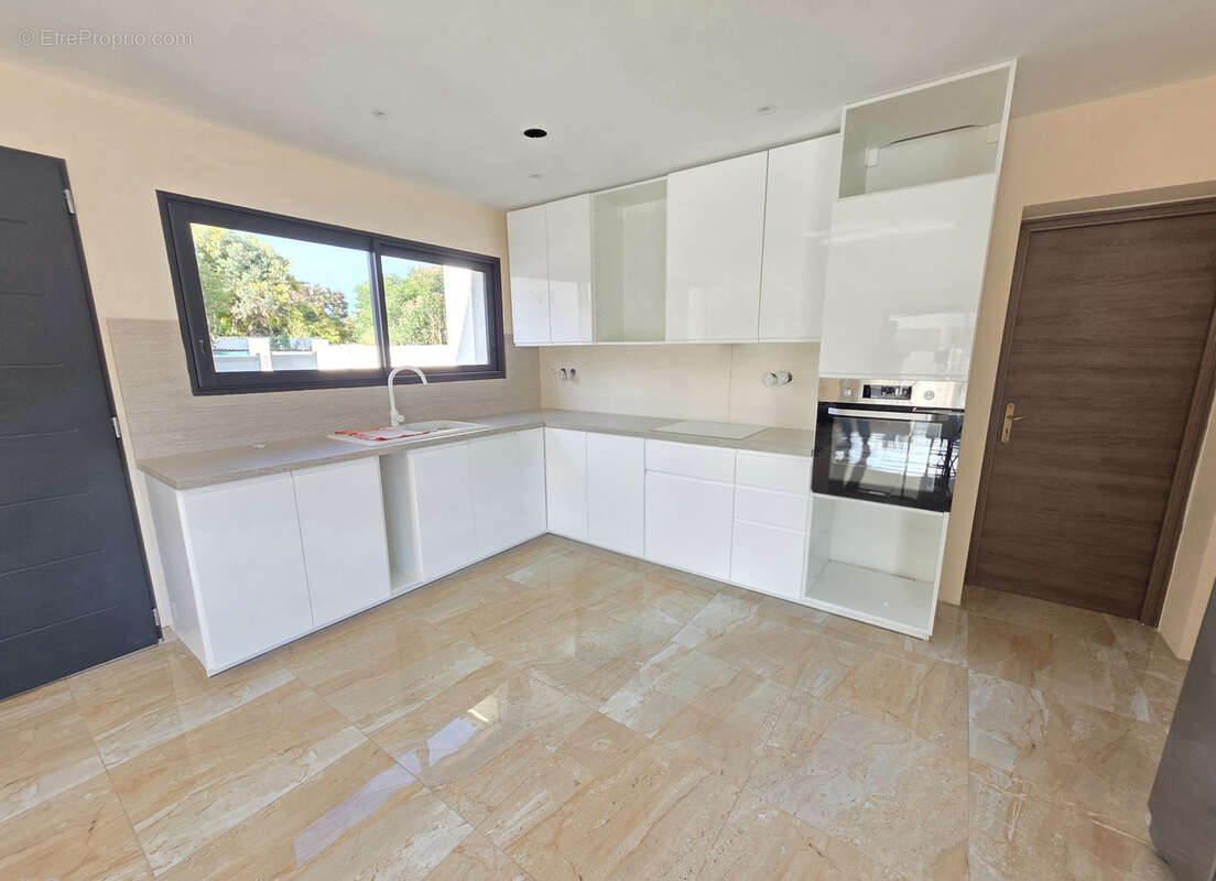 Maison à PORT-DE-BOUC