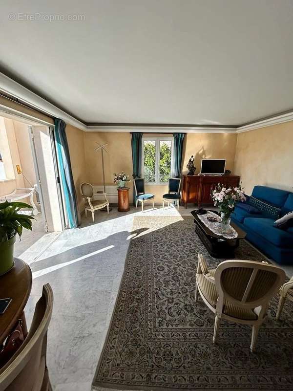 Appartement à SANARY-SUR-MER