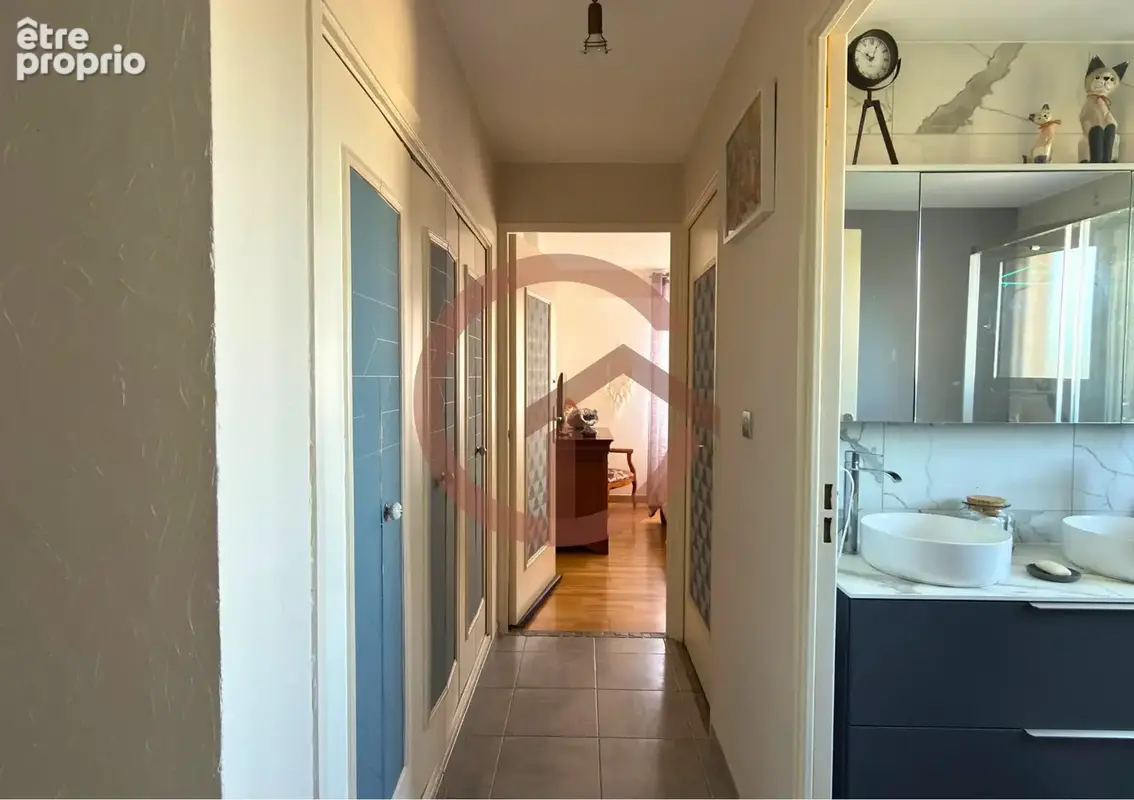 Exclusivité   viager occupé à fréjus   grand 3 pièces traversant d’environ 79 m2   décote de 41 % - photo 8