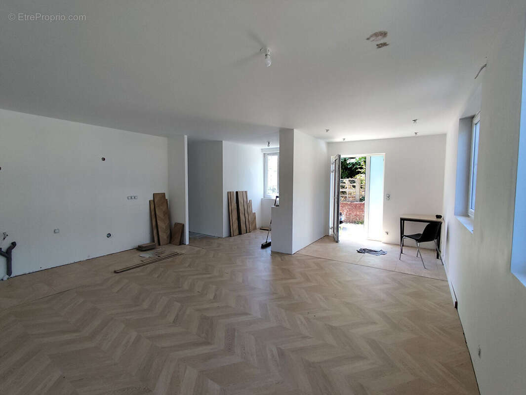 Maison Puiseux Le Hauberger 5 pièces 125m² - photo 5