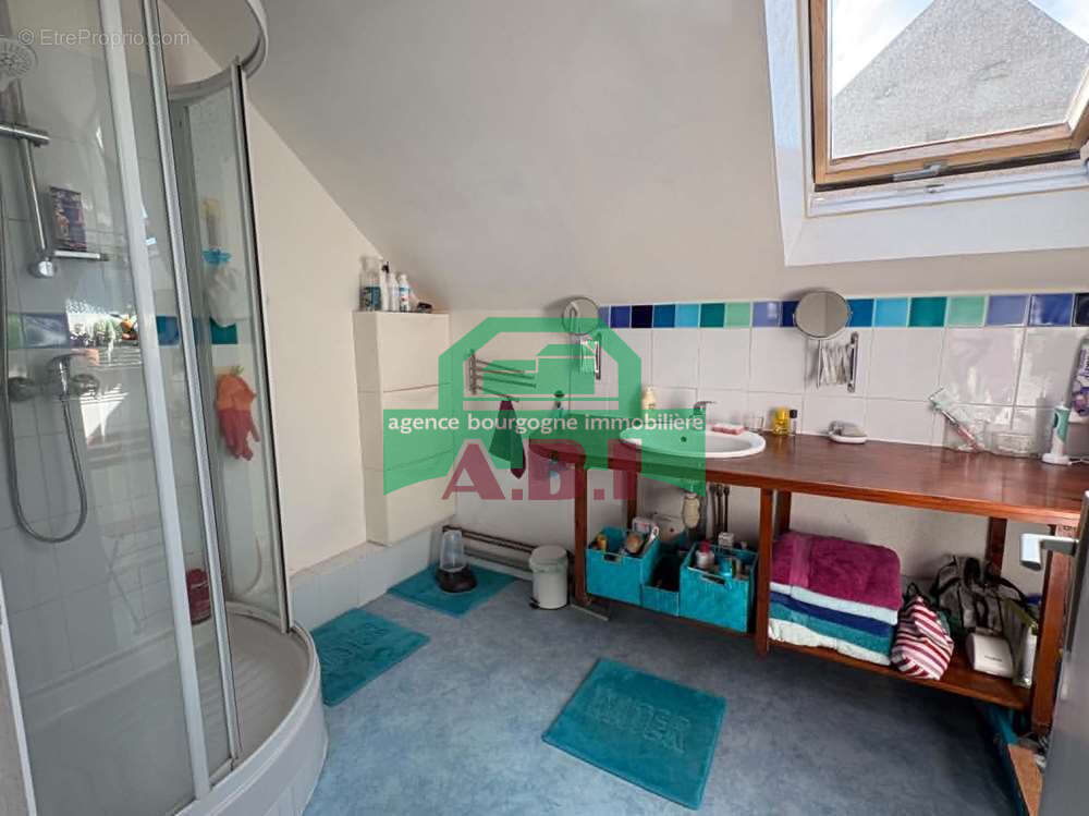 58, 6mns de Brinon et 15mns Prémery et Varzy - Propriété avec cachet ancien préservé d'env 183m2 hab sur 1421m - photo 10