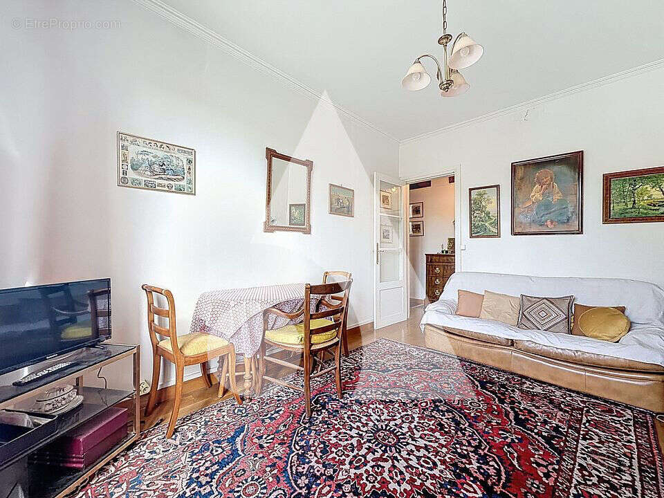 Appartement à RUEIL-MALMAISON