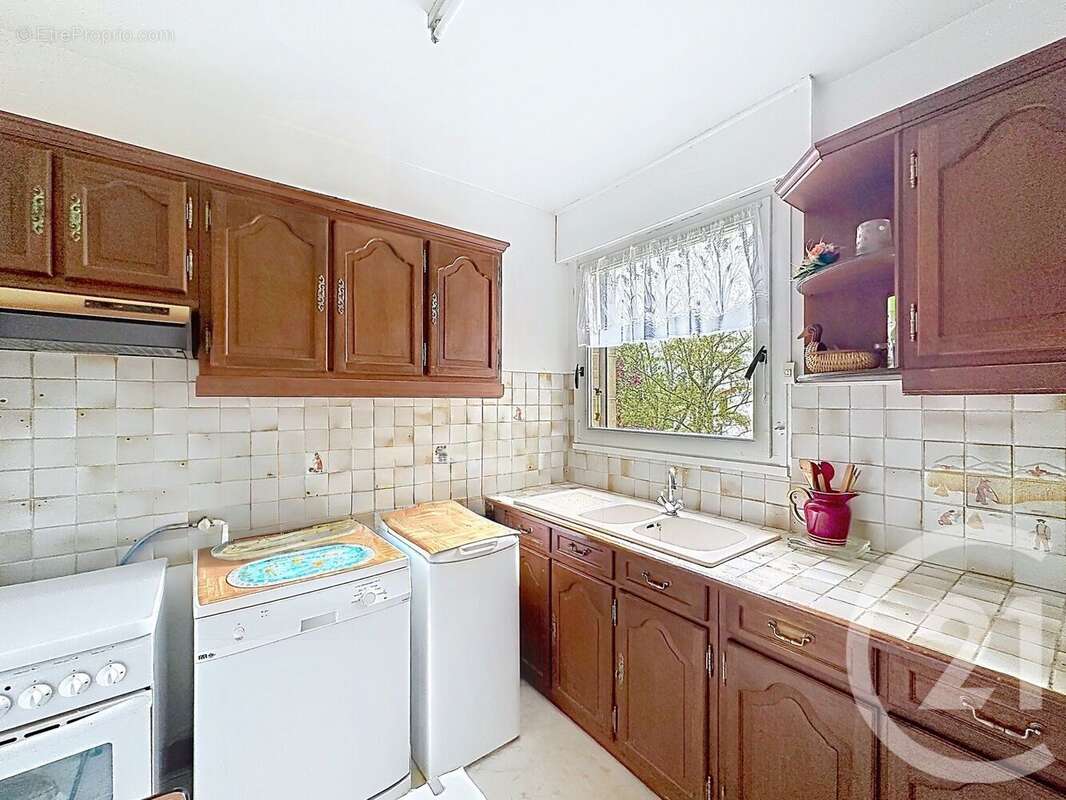 Photo 8 - Appartement à CHOISY-LE-ROI