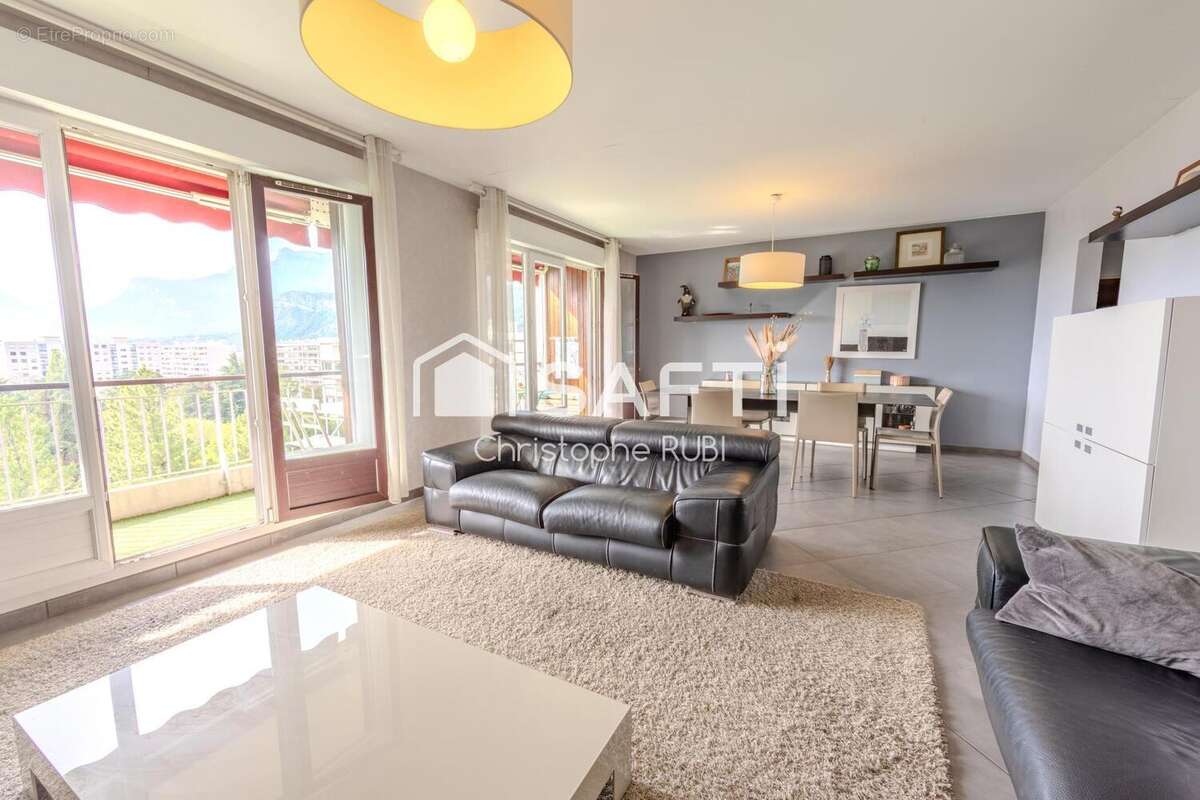 Photo 2 - Appartement à ECHIROLLES