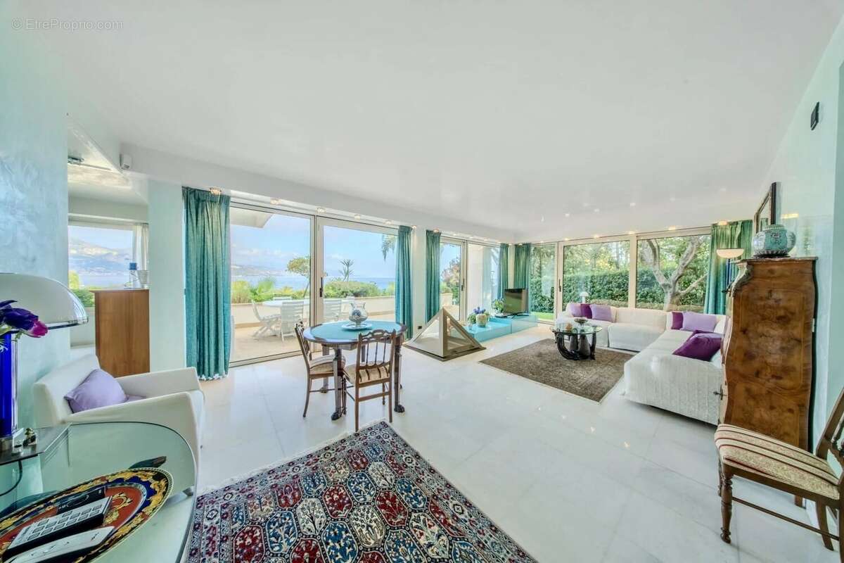 Maison à ROQUEBRUNE-CAP-MARTIN