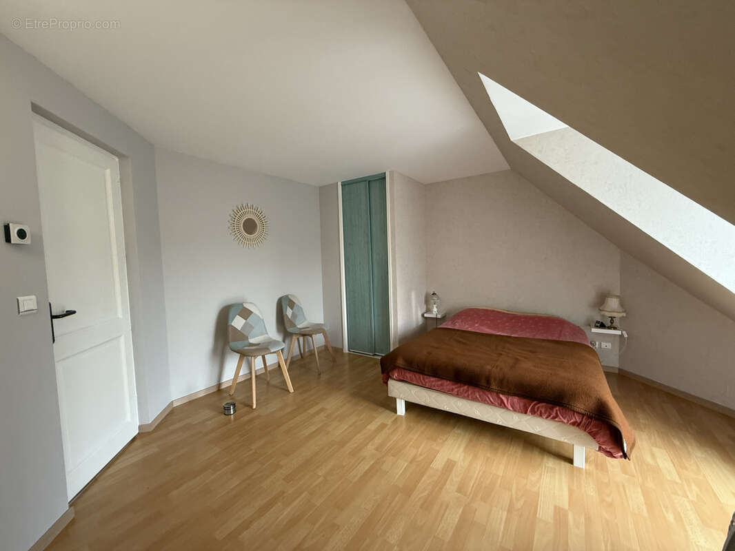 Maison à LE NEUFBOURG