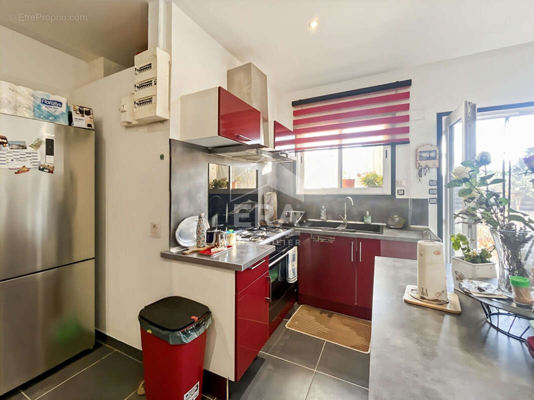Appartement à MARSEILLE-12E