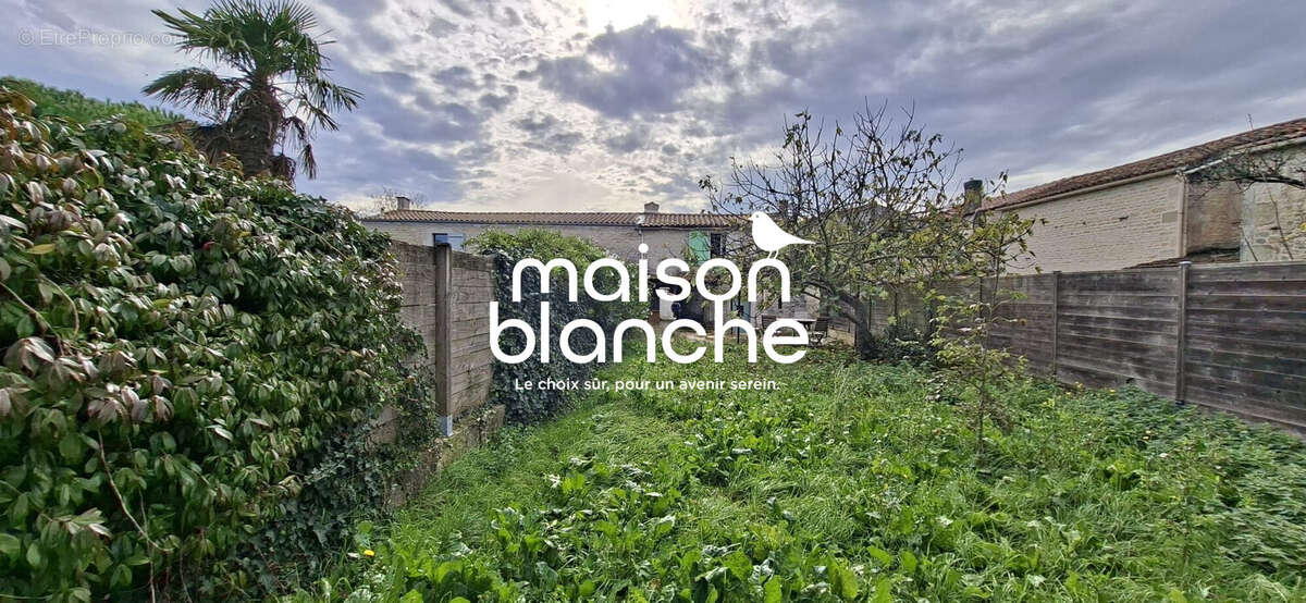 Maison à BALLON