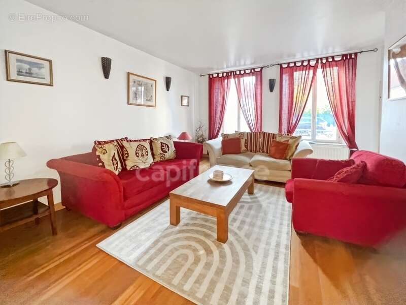À vendre - hardinghen - propriété - surface totale - 690 m 2 -  maison principale 273 m2 -  2 gites - dépendance - garage - terr - photo 31