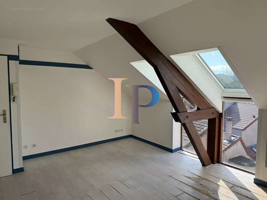 Appartement à CHAUFFAILLES