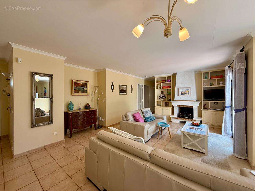 Maison à LIGNAN-SUR-ORB