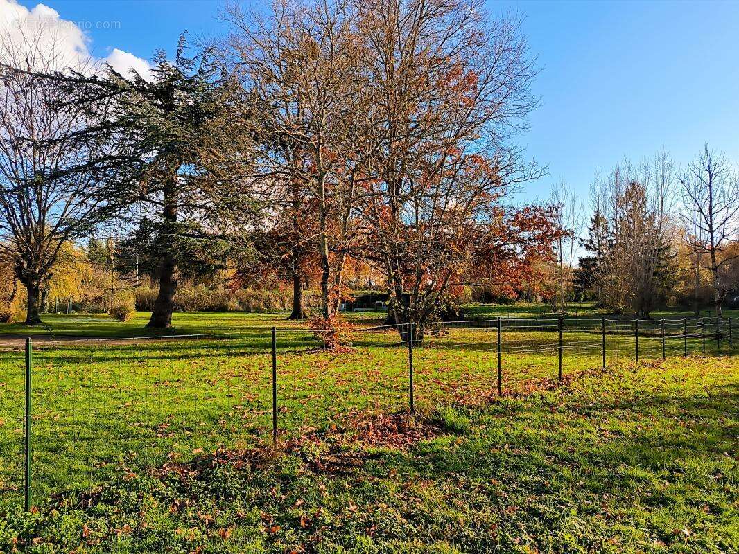 Maison à CHATRES-SUR-CHER