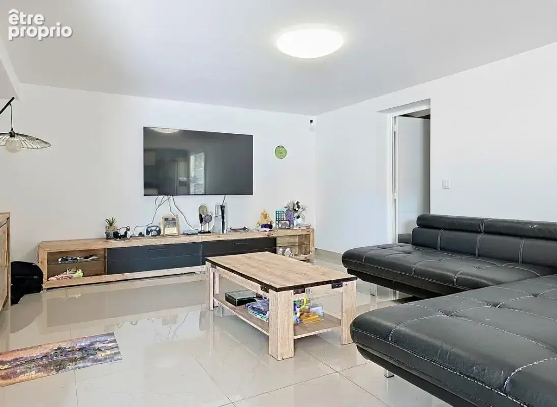 Maison - 5 Chambres - 2 Logements possibles - 2 Garages - Cave - Terrasse - Piscine - photo 17
