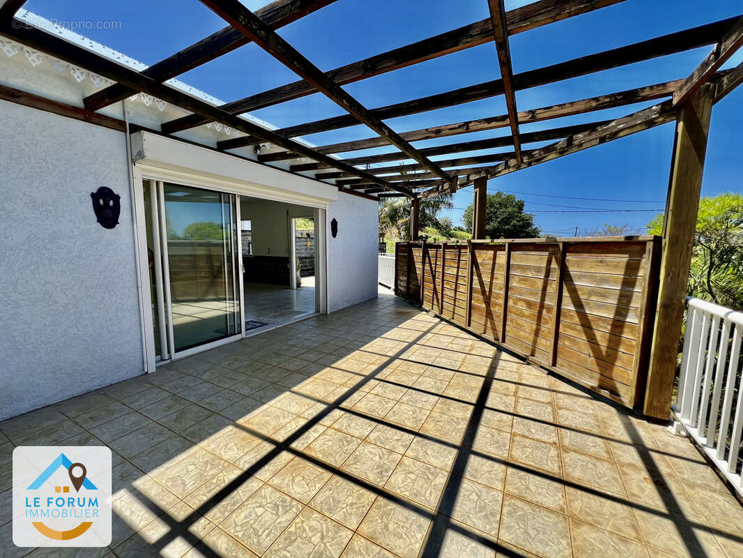 Saint joseph 97480 - superbe villa t4 - beaux volumes - cadre agréable - proche commodités - photo 10