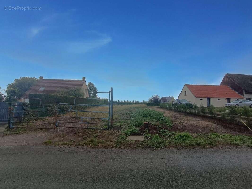 Photo 3 - Terrain à CASSEL