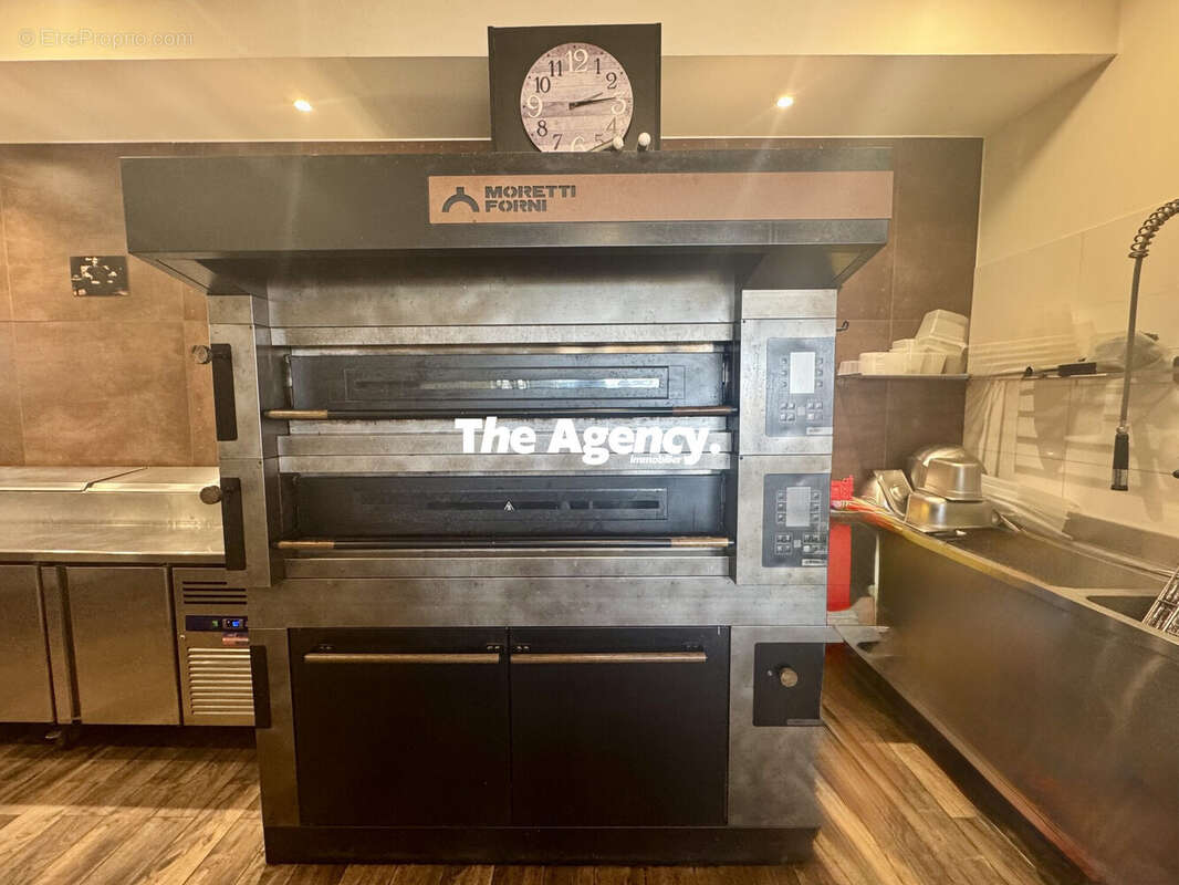 Autre à MARSEILLE-8E