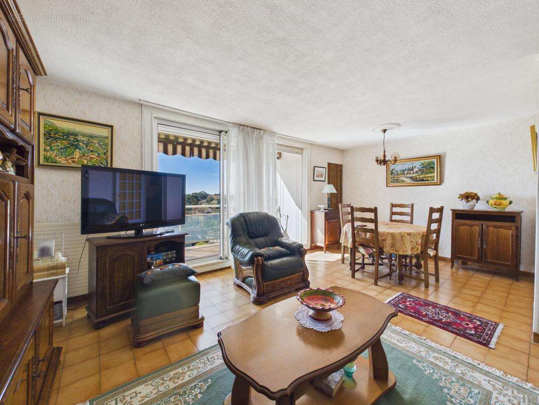 Appartement à MARSEILLE-13E