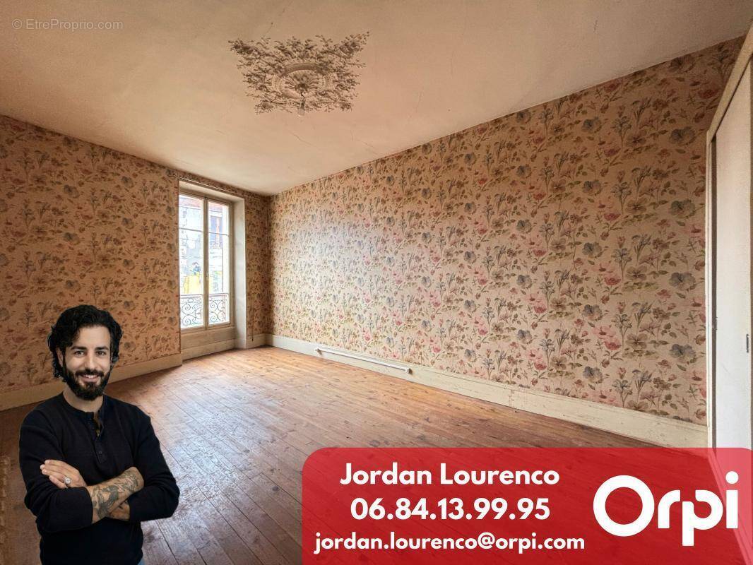Appartement à ENTRE-DEUX-GUIERS