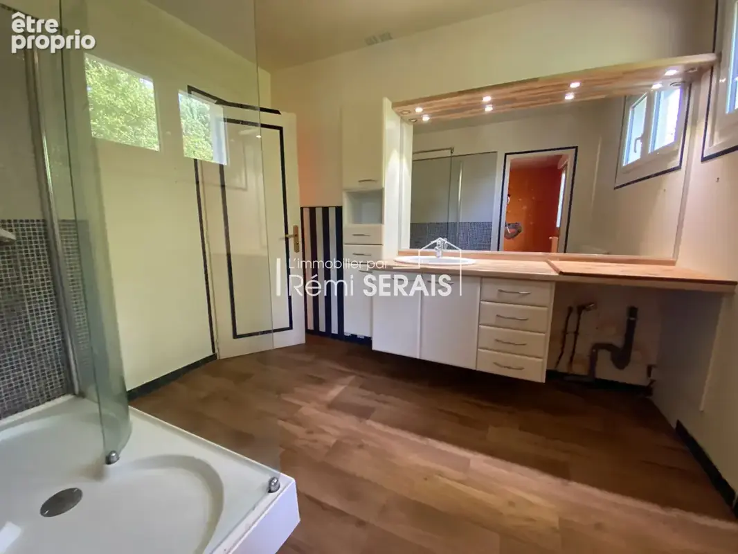 Maison spacieuse de 7 pièces à vendre à La Ferté Macé - Réf. 14635 - photo 8