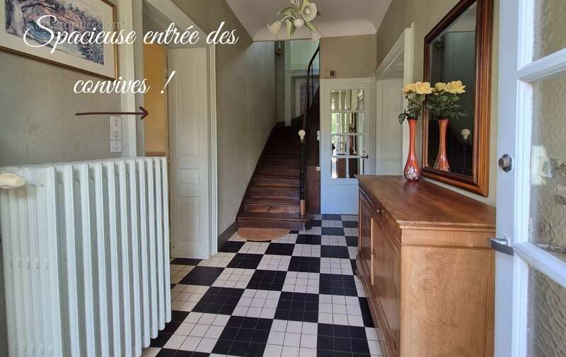 Maison à SAINT-JEAN-SUR-MAYENNE