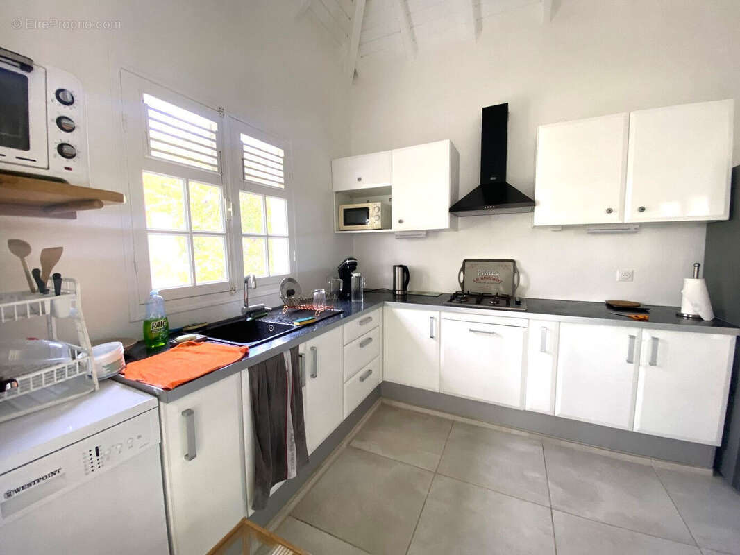 Maison à CAPESTERRE-DE-MARIE-GALANTE