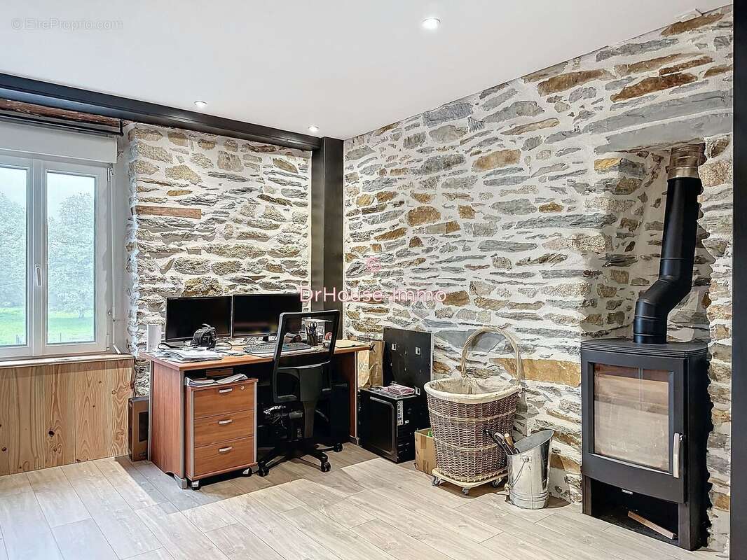 Maison à MALESTROIT