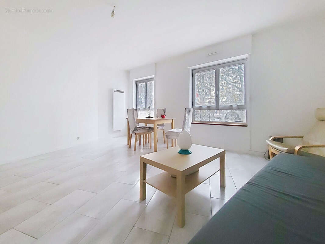 Commerce à ISSY-LES-MOULINEAUX