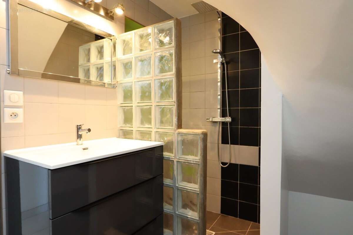 Appartement à FLEURY-LES-AUBRAIS