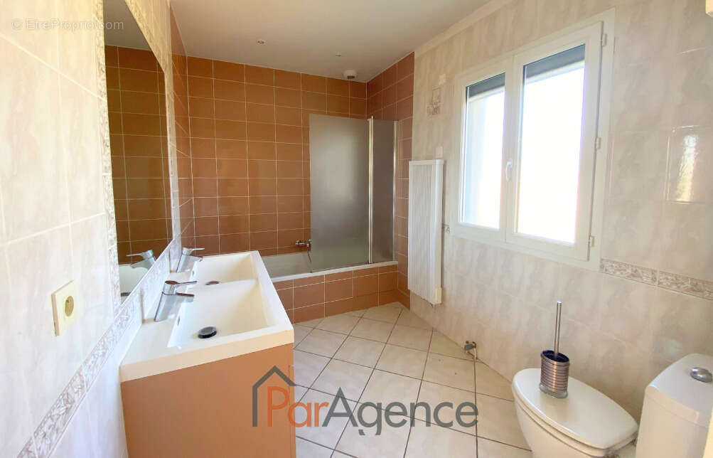 Maison à SAINT-SULPICE-DE-ROYAN