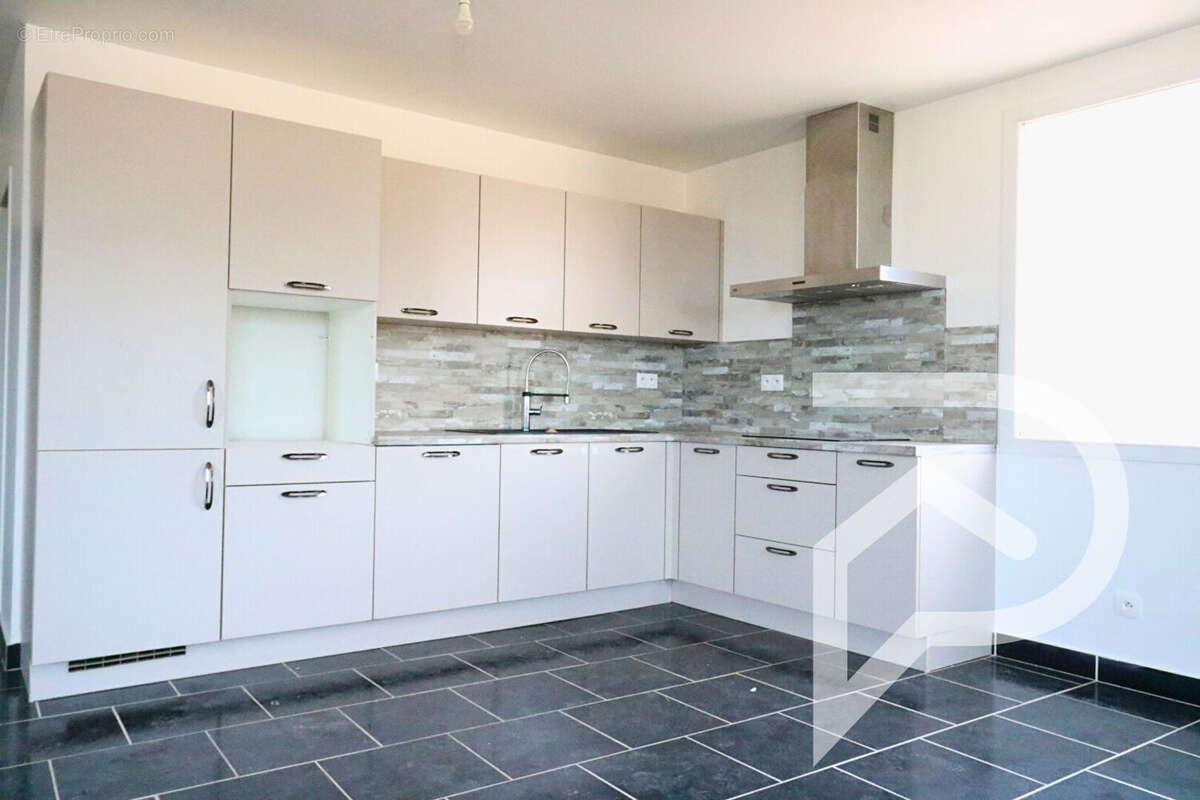 Maison à PONT-SAINTE-MAXENCE