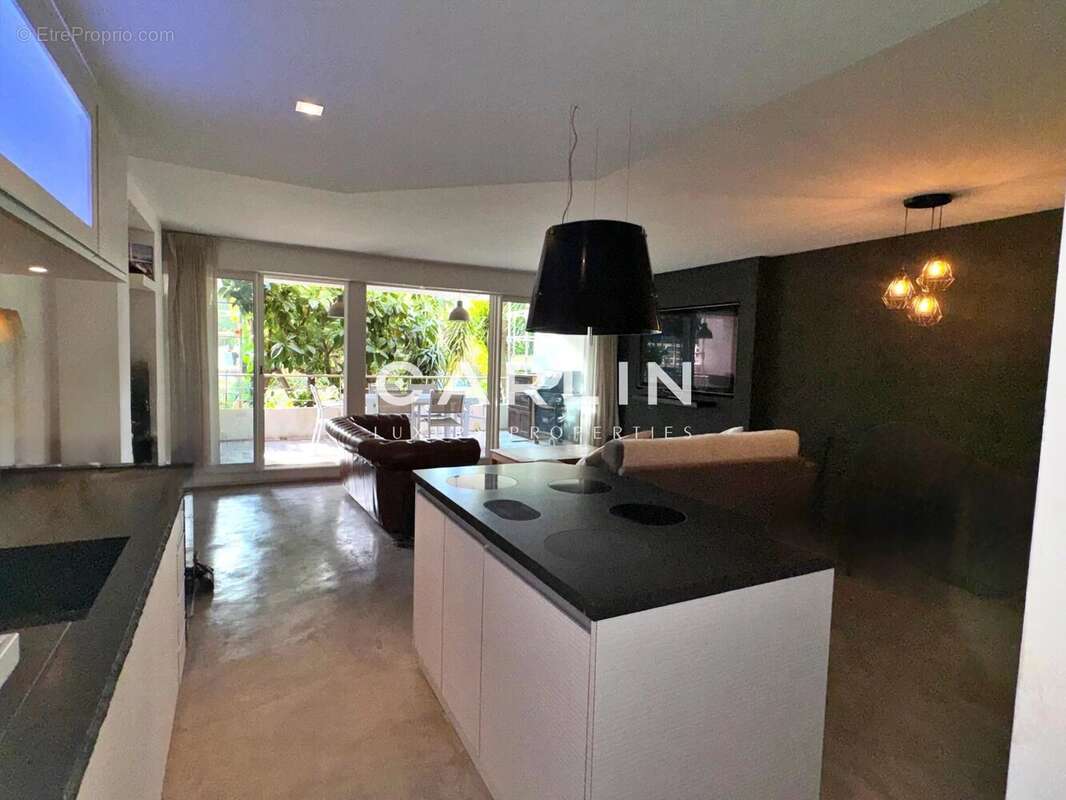 Appartement à SAINT-TROPEZ