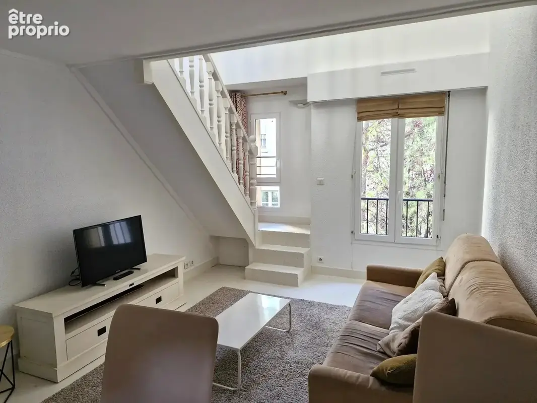 4° - saint paul - dernier etage sur jardin - photo 3