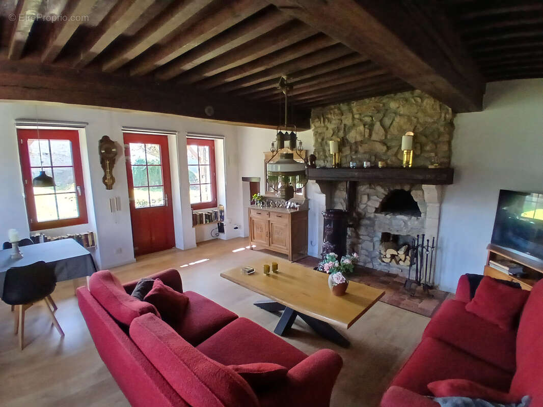 En exclusivité, un ensemble de deux maisons, une habitable de suite et l'autre à améliorer, jardin avec belle - photo 7